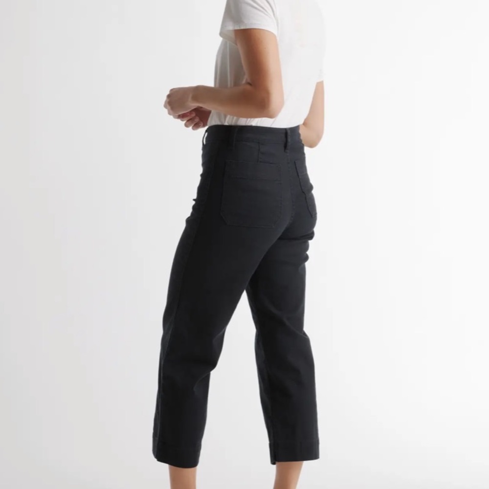 Stretch Cotton Twill Wide-Leg Crop Pant - Picture 4 of 13